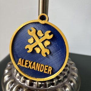 Adorno mecánico personalizado, llave inglesa con nombre personalizado, regalo para amantes de los coches (impreso en 3D) imagen 3