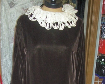 Bettina's Originals, Ltd. Brown Velvet VTG Straight Dress open weave Antique lace Collar Cuff 60s