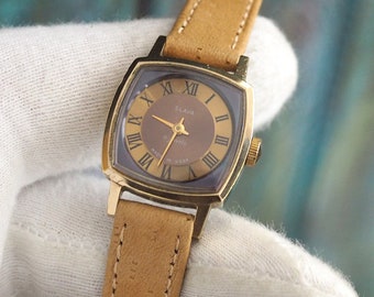 SLAVA-  vintage  mechanical wind up women's watch