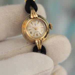 Vintage Gold Wind-Up Cocktail Watch with Satin Pink Band Vintage Ladies Patek Philippe Cocktail Watch 18k Rose Gold  main image 4