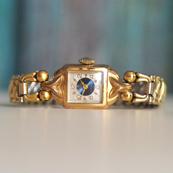 Art deco  Swiss made mechanical wind up women's Watch  , vintage Swiss mechanical watch