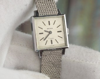 SEKONDA - Vintage mechanical wind up Women's Watch , vintage watch