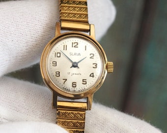 SLAVA-  vintage  mechanical wind up women's watch