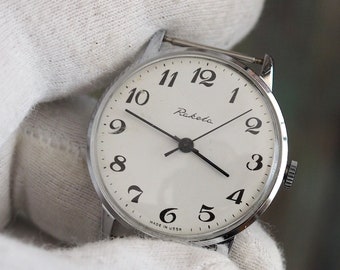 RAKETA  Classic -  vintage mechanical wind up men's watch Raketa , mint condition, unworn