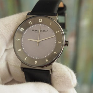 ケネス コール ニューヨーク - クォーツ レディース腕時計、ミント、未使用 - 34 mm ケース
