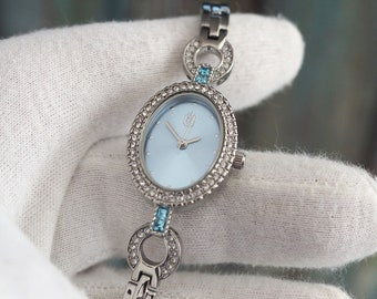 Crystals quartz women's watch - mint, unworn