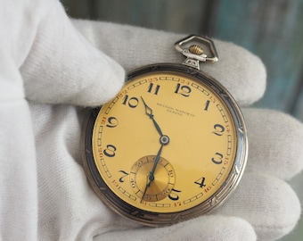 Record Watch Co  Swiss made mechanical wind up  Art Deko pocket watch - "Record Watch & Co", 0.900 silver case