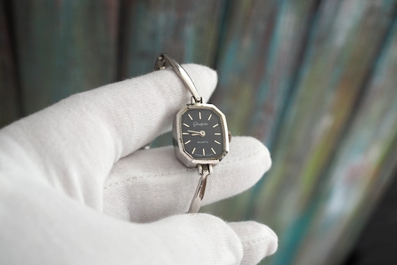 Gub-Glashütte - vintage  German quartz Women's Watch Gub-Glashütte 1960's