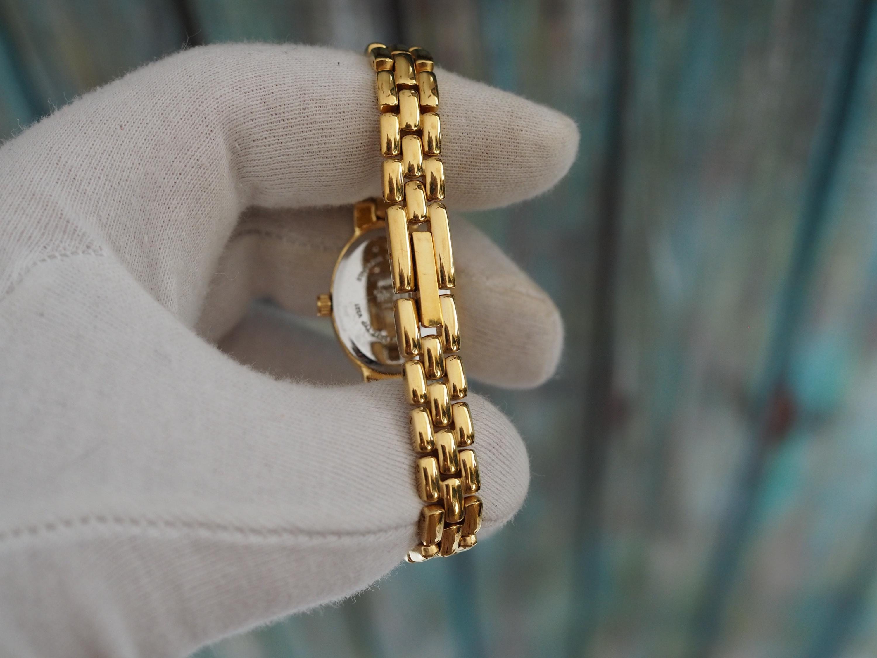 Vintage TCM ladies wrist watch with diamonds TCM Diamonds Luxury Nice Collectible Quartz Battery Ladies  main image 2
