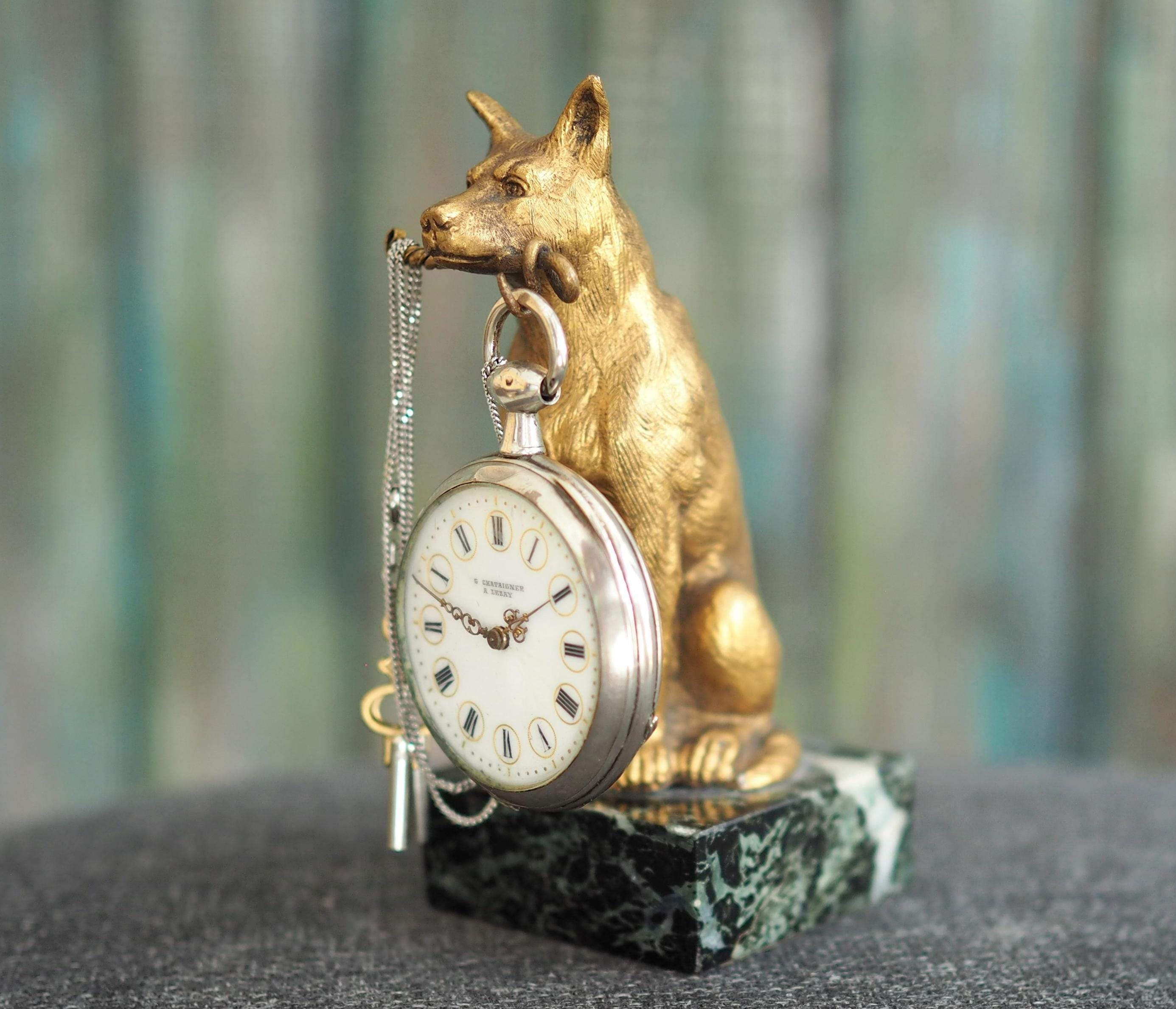 Vintage Brass Dog Pocket Watch Holder: Green Marble Base Display
