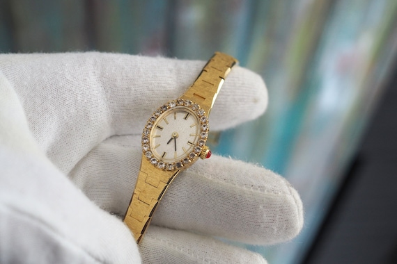Reloj de cuerda mujer sale