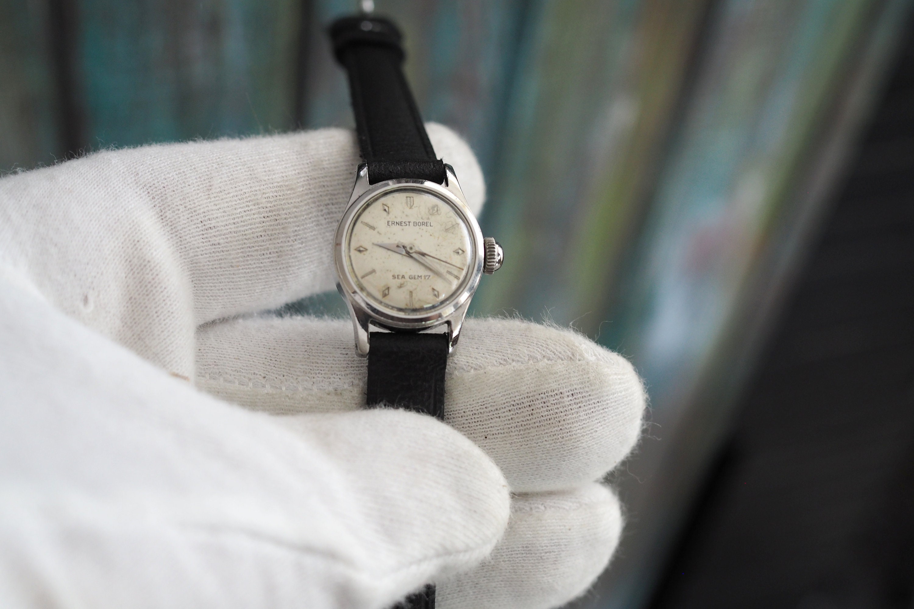 SWISS トリプルデート　ウオッチ ERNEST BOREL Swiss 36mm Ernest Borel Sea Gem 17 - Swiss Made Mechanical Wind up Women's