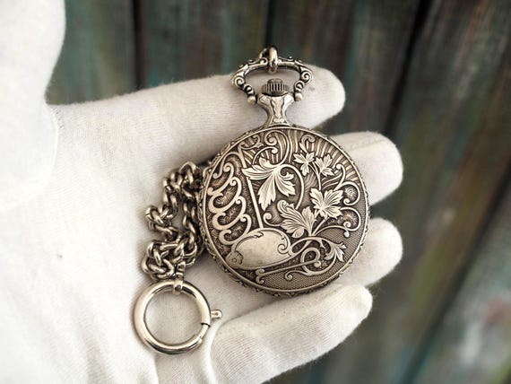 Jacques Du Manoir - Swiss Made Quartz Pocket Watch - Etsy