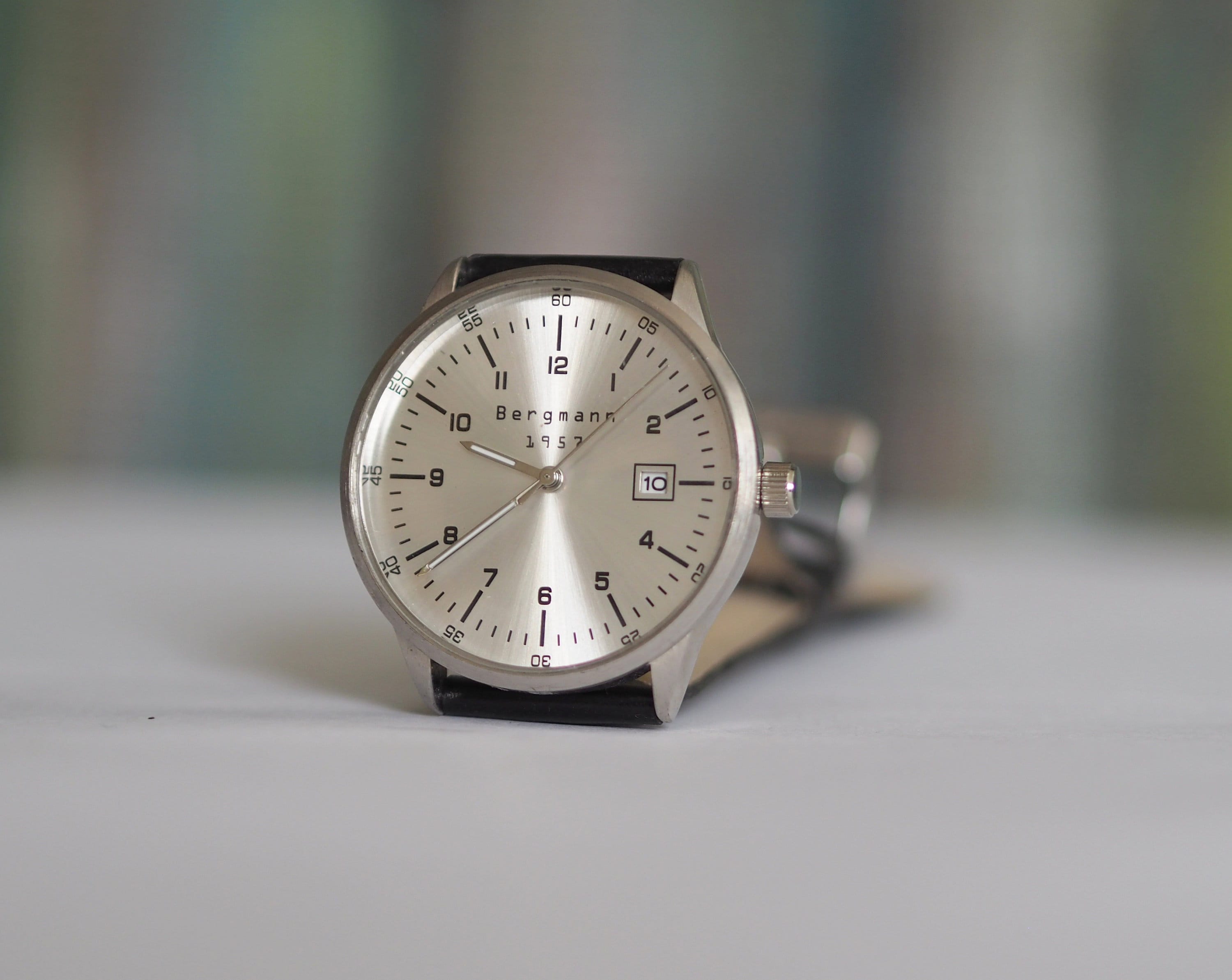 Nato Armband Cor Bergmann Uhr Schwarzes Zifferblatt Schwarze Metall  Armbanduhr Bergmann Damen