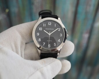 Trend Design Quartz Watch: 41mm Silver Case, Black Dial