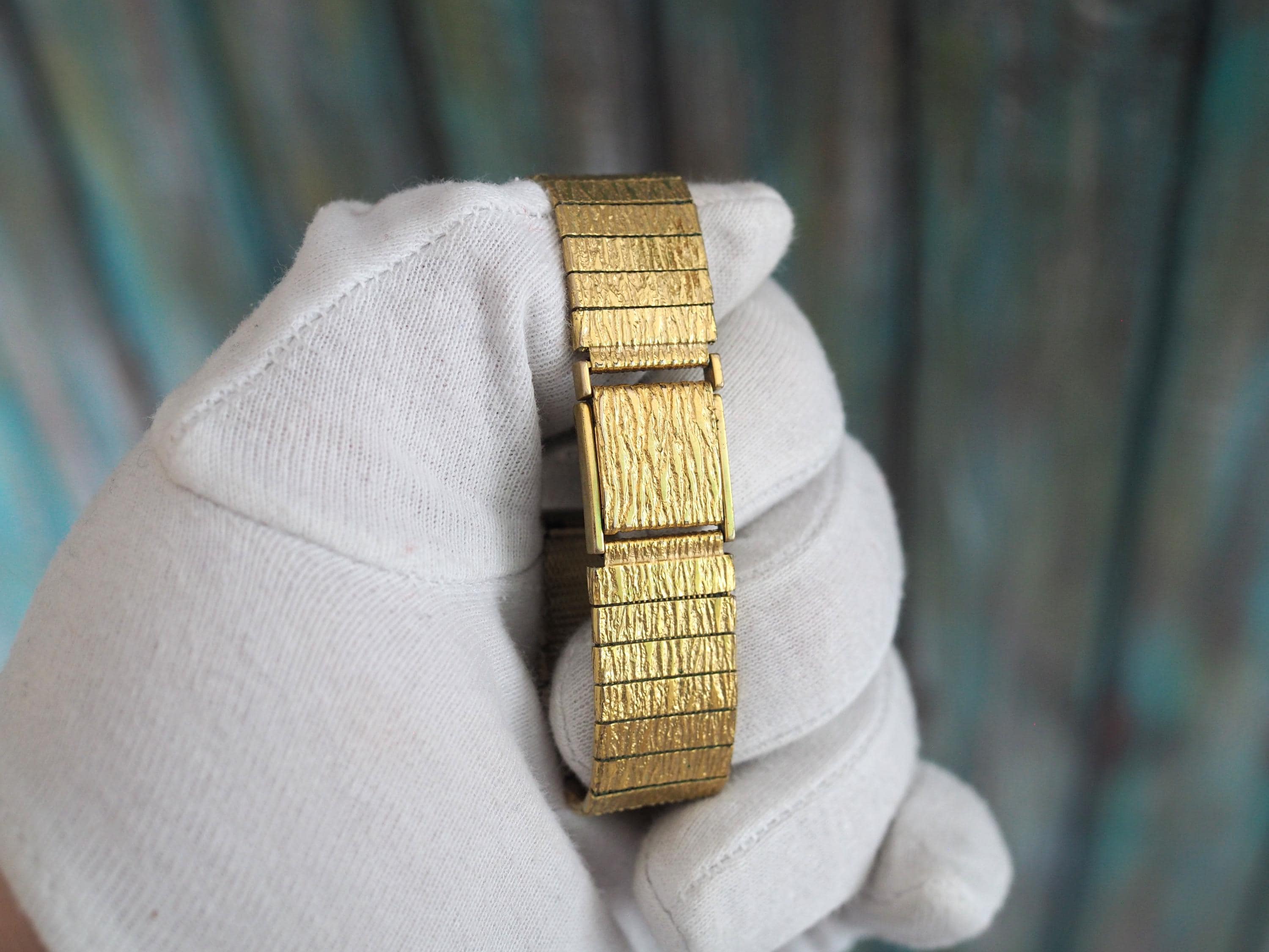 ROXY - German Women's Watch , Vintage Mechanical Wind up Womens