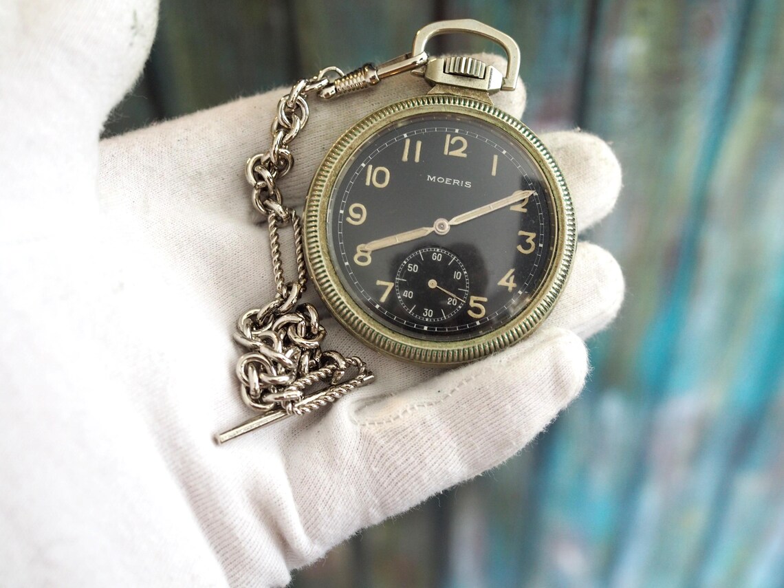 Vintage Moeris Military Pocket Watch: WWII Era Mechanical Timepiece, foto 4 de 4