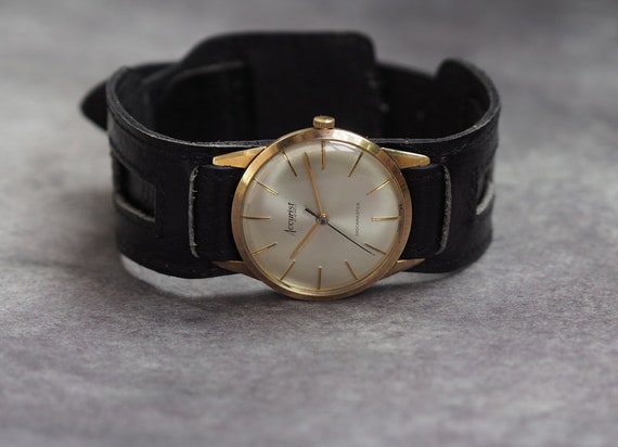 ACCURIST - .375 , 9K gold  Swiss made mechanical … - image 4