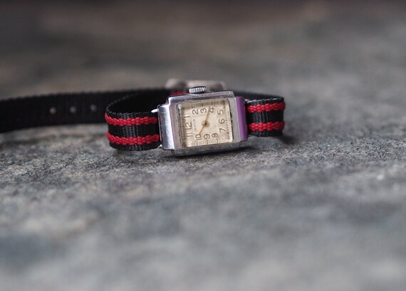Zarja, Art deco watch, 1950's USSR Art Deco ladies