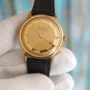 Vintage Junghans Trilastic Watch -cal. 93S1 | Mid-century German