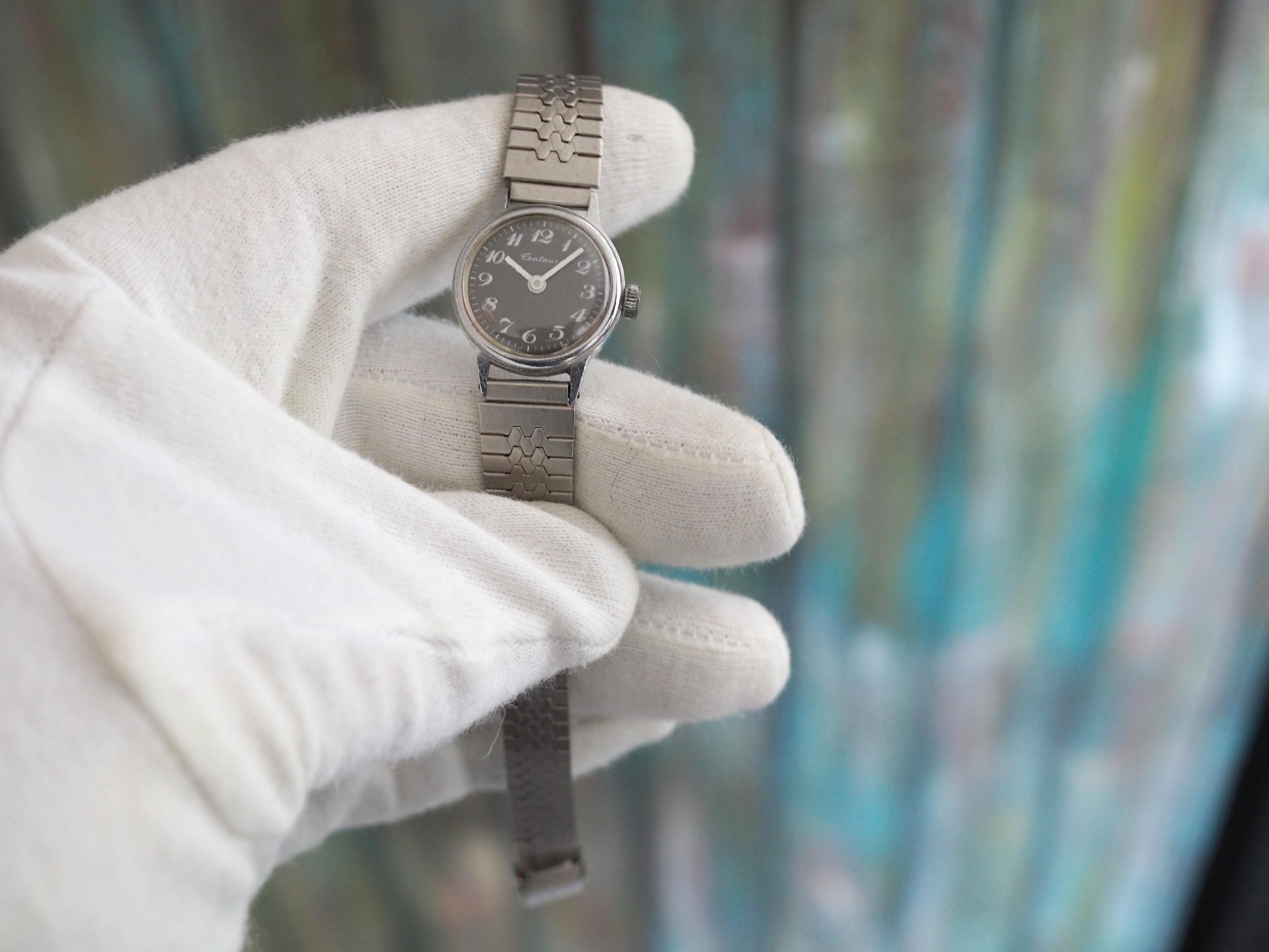 ヴィンテージドイツ製レディースブレスレットウォッチ Centaur 17石