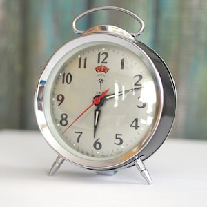 POLARIS - Shanghai clock - Vintage  Polaris   alarm clock, vintage mechanical wind up alarm clock