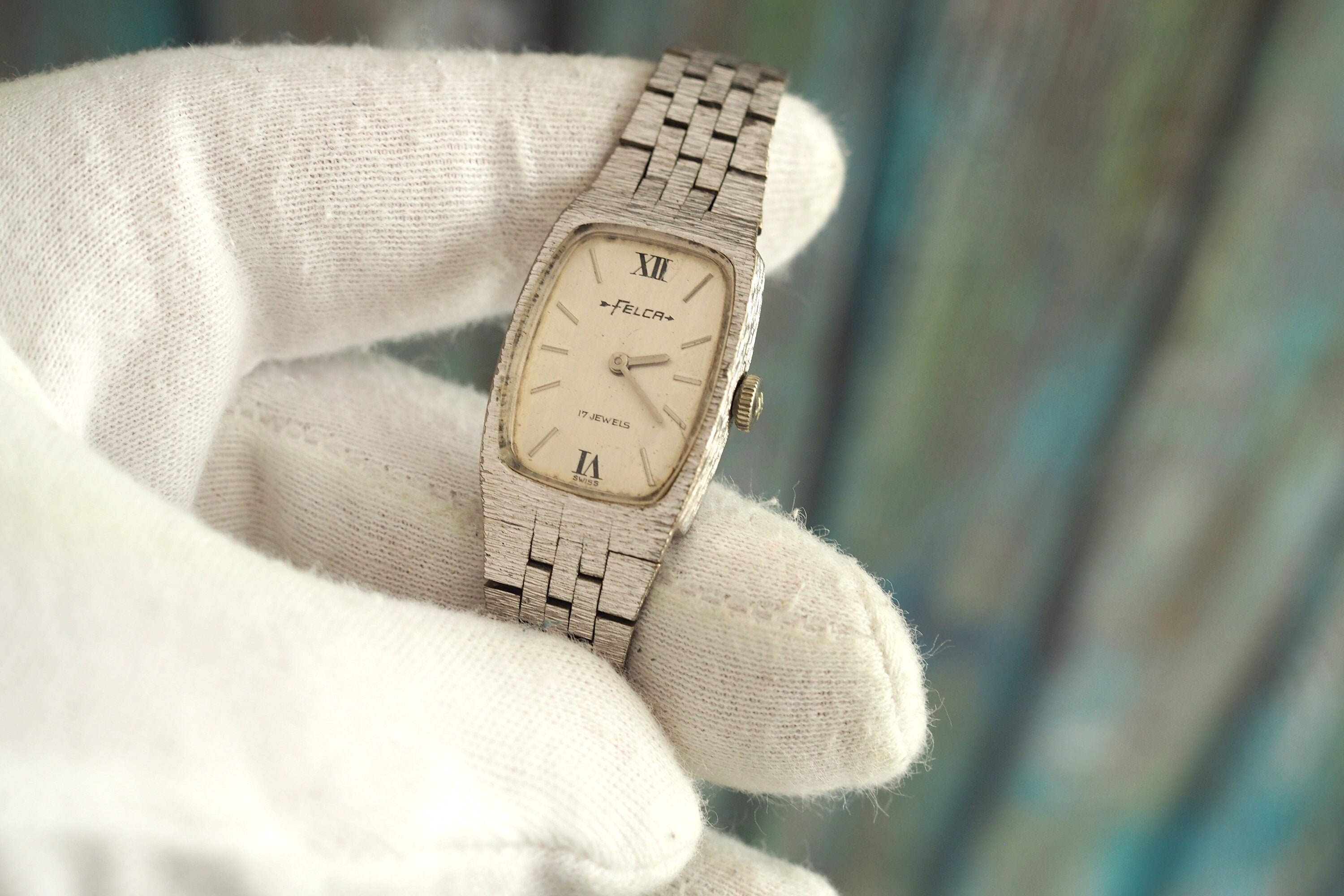 FELCA - Swiss Made Mechanical Wind up Bracelet Women's Watch FELCA - Swiss Made Mechanical Wind up Bracelet Women's Watch