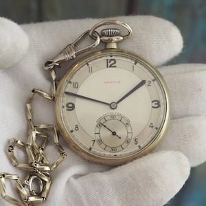 Zenith - 1920-30's Swiss made art deco mechanical wind up pocket watch "Zenith"