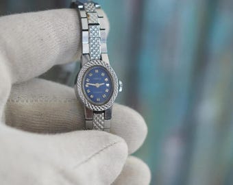 Vintage Chaika Ladies Watch Blue Dial 16mm Case 180mm Bracelet Mechanical Wind-Up