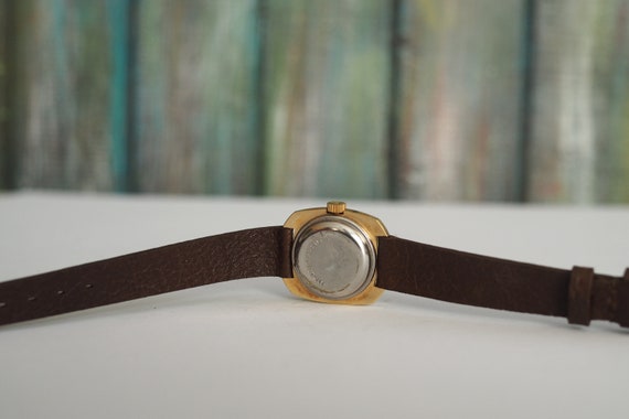 Montre Suisse Mécanique Automatique Vintage Pour Femme, Années 70 - Marque Veglia - Neuf Sans étiquette