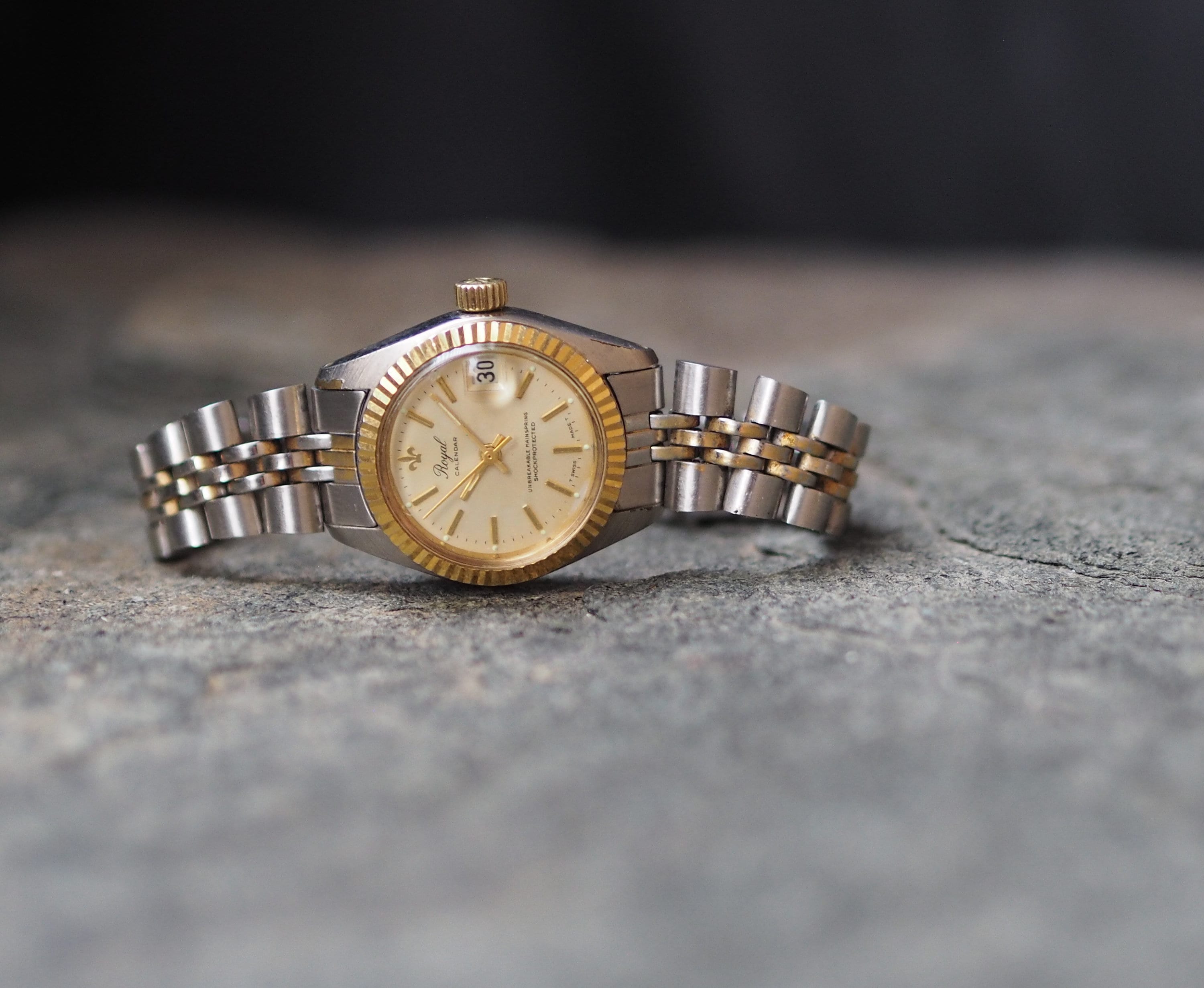 Vintage Ladies Swiss Watch Royal Calendar 1970's, Switzerland