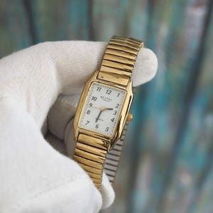 Regent German Quartz Watch – 23mm Gold Rectangular Case, Stretch Band, White Dial, Vintage Style Ladies Watch, Stainless Steel