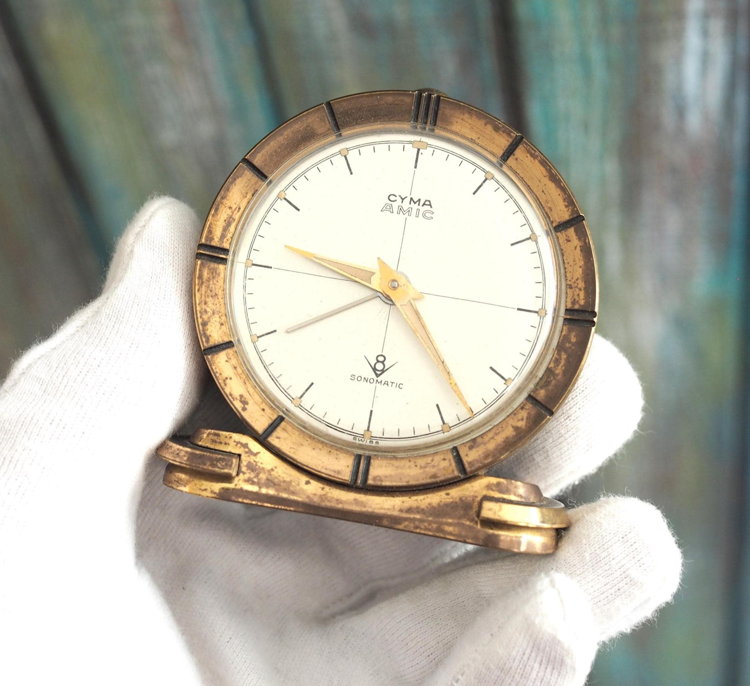 1950年代のCyma Amic Sonomatic目覚まし時計：スイス製機械式巻き上げ