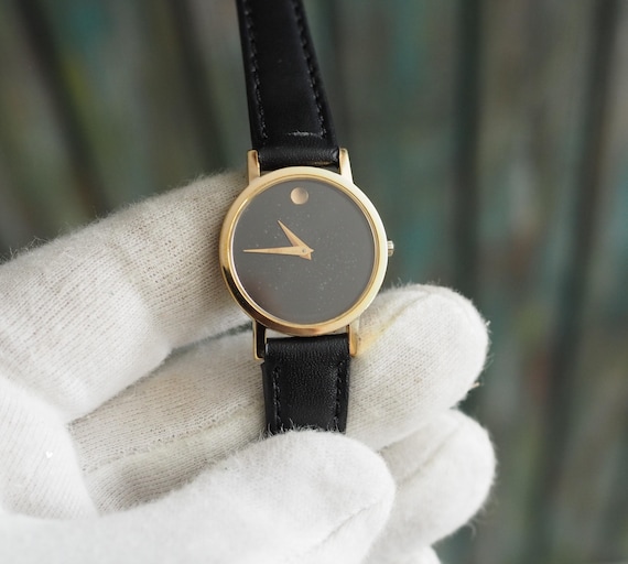 Movado Museum Ladies Quartz Watch 87-25-832 Black Dial Gold  display picture 2