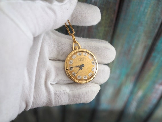 Montre De Poche Dorée à Remontage Manuel Avec Chaîne - Style Royal Vintage, état D'occasion