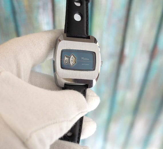MADDOX Jump Hour Digital - 1970's German Mechanical Men's Watch