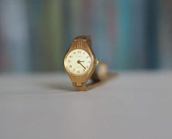 Vintage regent on sale ladies watch