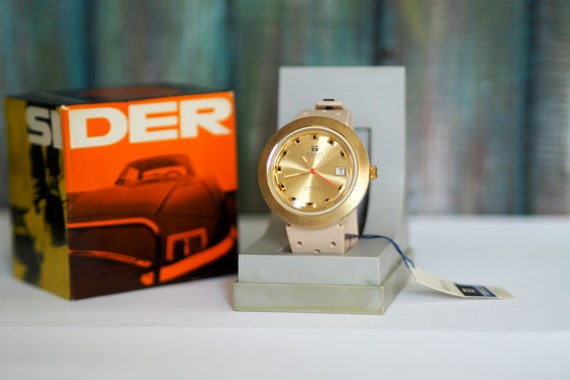 Tcs titan top watch price