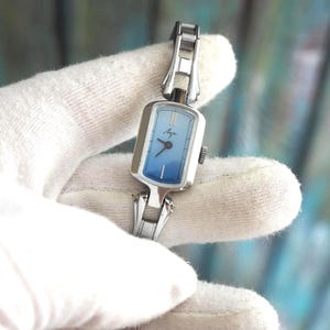 Vintage Luch Ladies Mechanical Watch – Wind-Up Silver Bracelet Watch – Art Deco Style – USSR Era – Mint Condition