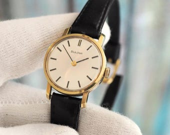 Vintage 1976 Bulova 23 Jewels Gold Wind-Up Watch Vintage 1976 Bulova 23 Jewels Gold Wind-up Watch - Etsy main image 4