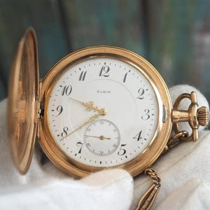 Elgin Full Hunter Pocket Watch | 53 mm USA 16 Jewel Gold-Tone Case | Antique American Watch with Chain & Box | Pristine Condition