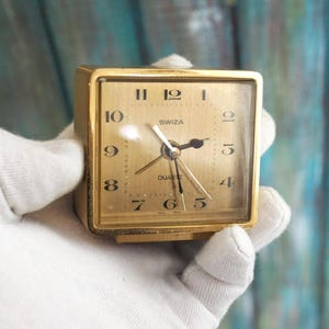 Vintage Swiza Quartz Alarm Clock – Brass Desk Clock – Swiss Made, 58x63mm – Ciba-Geigy Promo