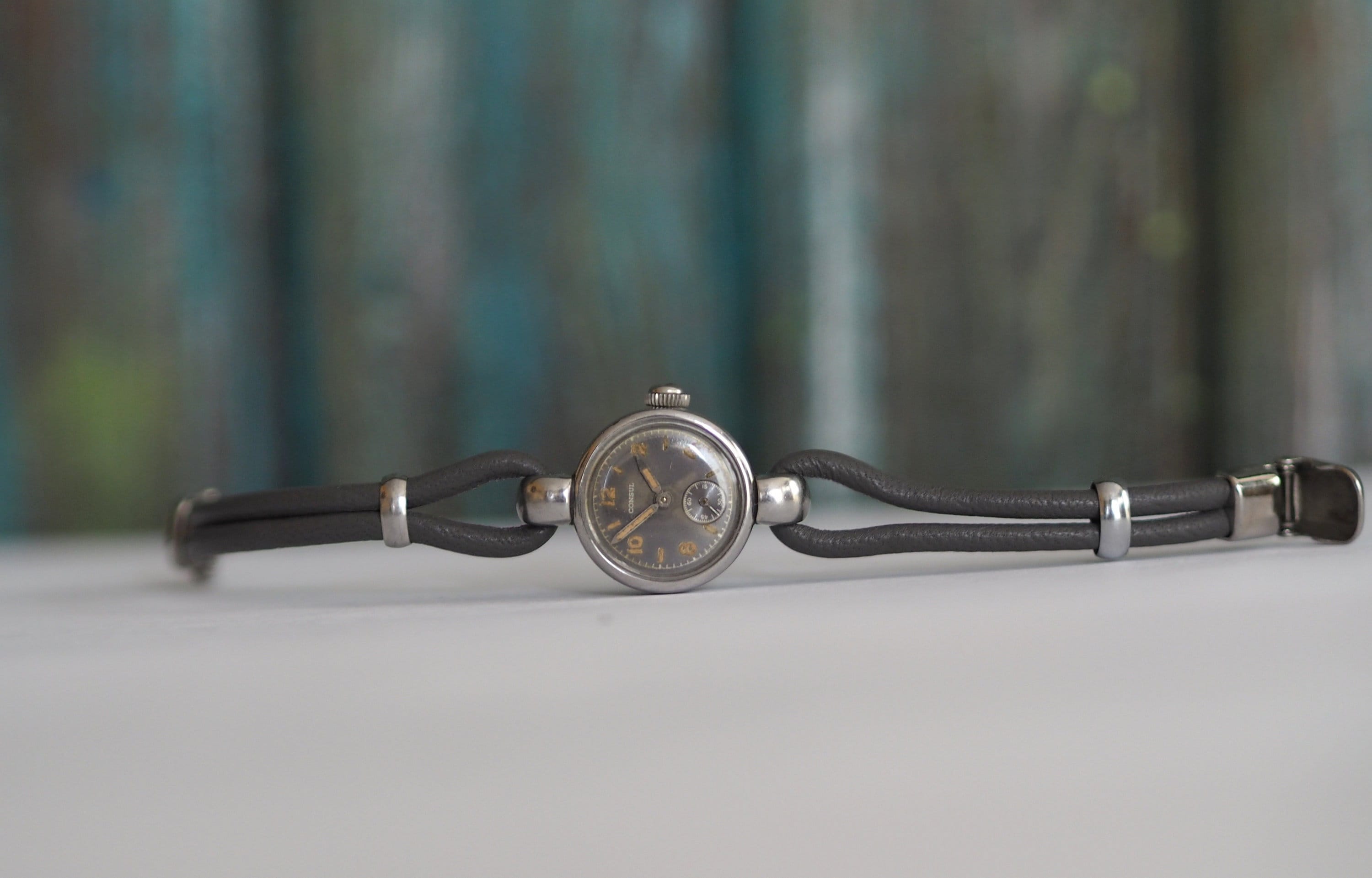 Montre Bracelet Suisse Consul 'Valentine' Pour Femme - Modèle D'occasion (déjà Porté)