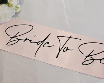 Bride to Be Sash: Hen Party Bachelorette Accessory