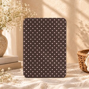 Brown Pink Dots Kindle Case for Paperwhite SG M2L4EK 6.8", Paperwhite 12th SA569P 7", Colorsoft SA59CP, Kobo Clara Color BW Protective Case