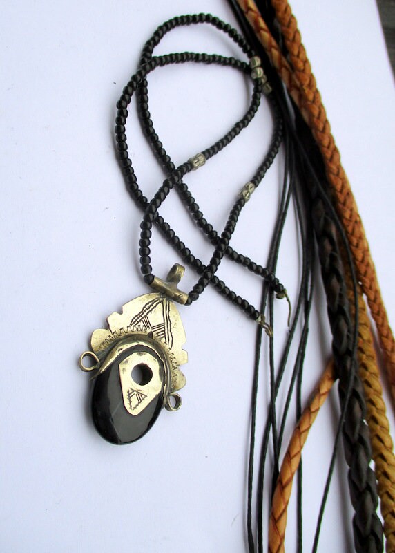 Collier Berbère Touareg Ethnique En Agate Onex Et Hématite - Artisanal, Maroc, Neuf