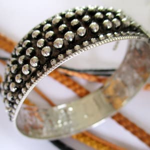 Bangle Sterling Silver classic Morocco Marrakesh Berber Tuareg Africa Kabyle Beni Yeni studs spikes Algeria Amazigh North Africa