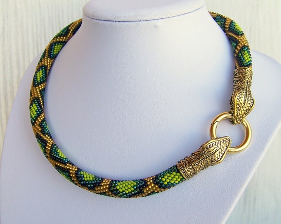 green black bead crochet necklace Glamour Gold Green Black beaded necklace elegant geometric Statement crochet rope