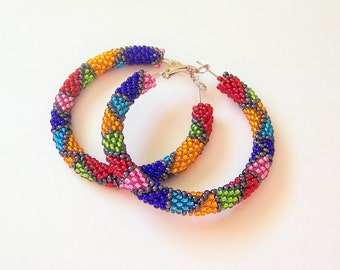 Beaded colorful hoop earrings - Beadwork - beaded jewelry - seed beads earrings - Geometric pattern earrings