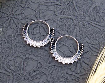 Small Beaded hoop earrings in ombre white and black, lightweight earrings with Miyuki Delica beads, Beadwork Modern earrings